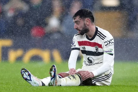 برونو: لماذا لا يلعب مانشستر يونايتد ضد الآخرين كما واجه ليفربول؟